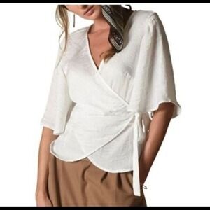 Kindom, Lydia wrap top‎ M